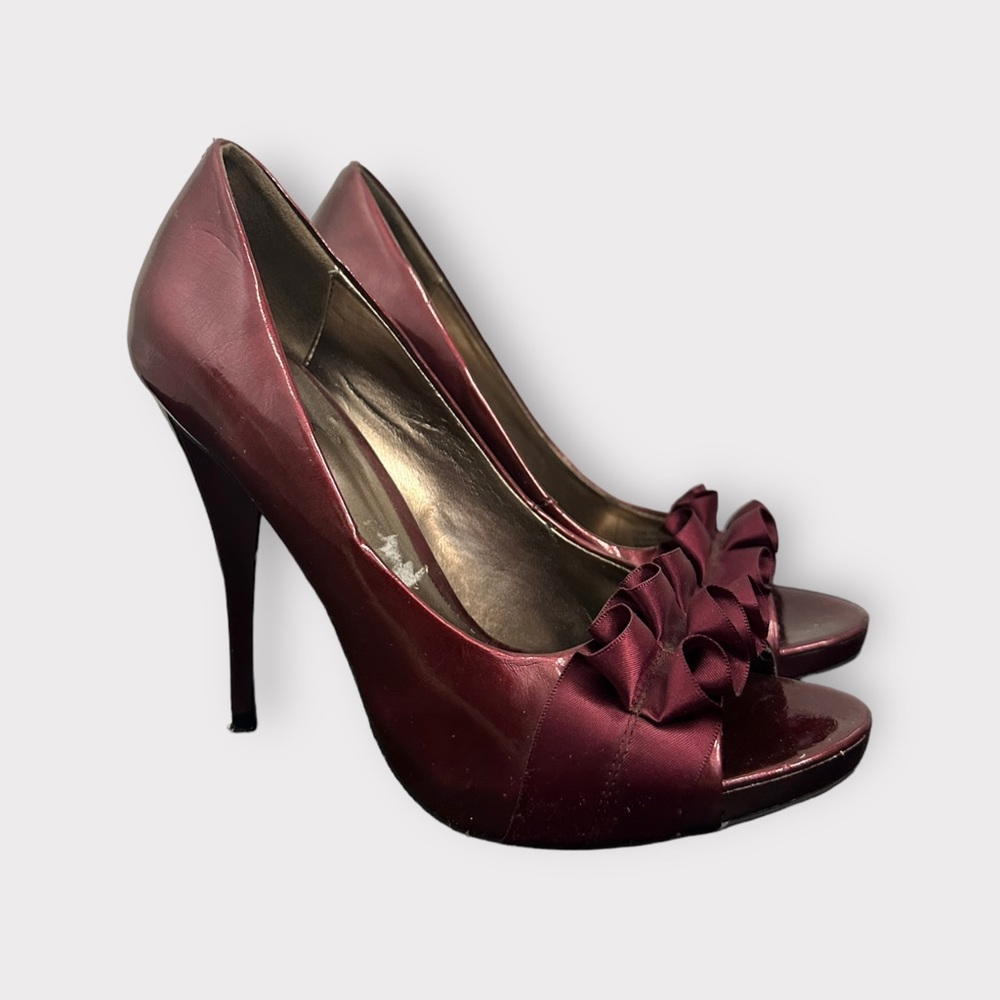 Carlos By Carlos Santana, Maroon, Patent, Ruffle, Heels
